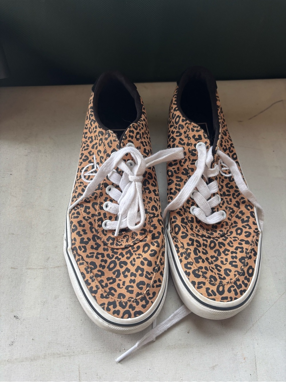 Vans Leopard Print Canvas Lace-Up Sneakers - Tan  size 8 women’s